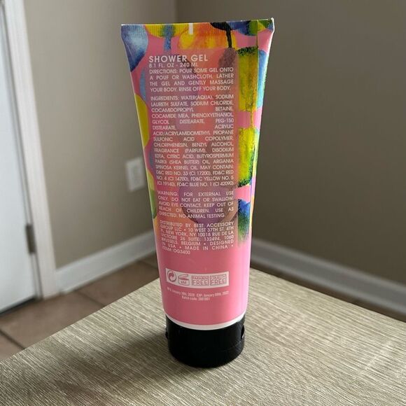 NEW … OLIVIA GRACE “Amber Rose” Shower Gel - Picture 2 of 3